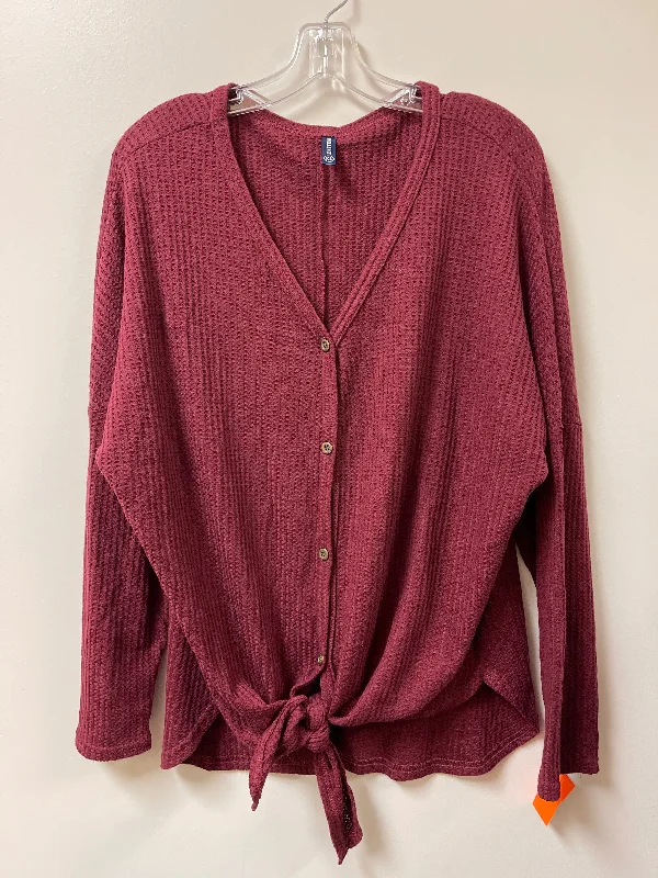 Top Long Sleeve By Clothes Mentor In Red, Size: Xl