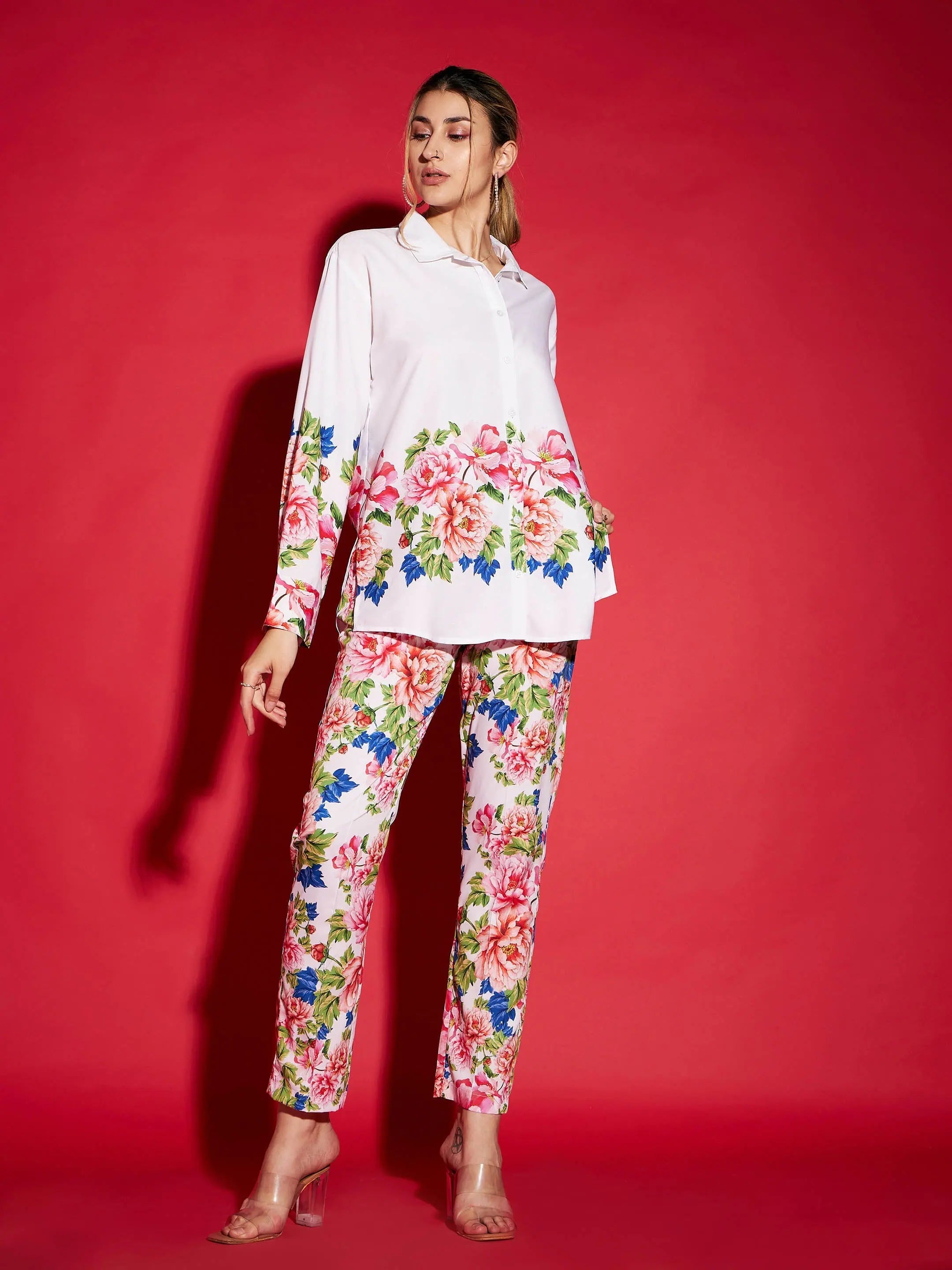 Women Printed Standard White Jumpsuits & Sets